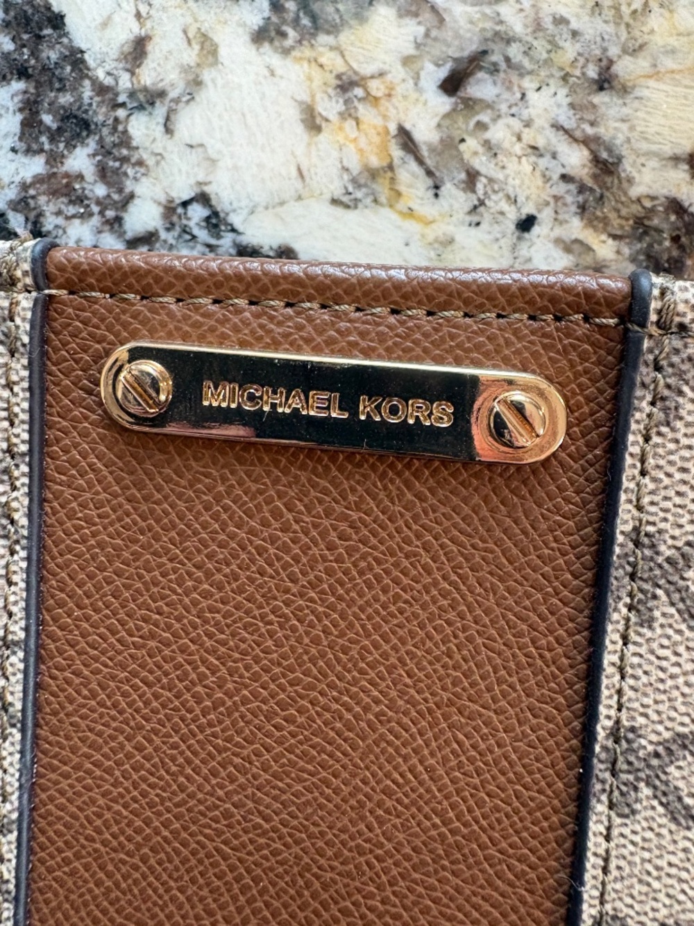 ✨ NWT Michael Kors Signature Logo Center Stripe Belt Bag Fanny Pack - Size S/M ✨ - Picture 10 of 16